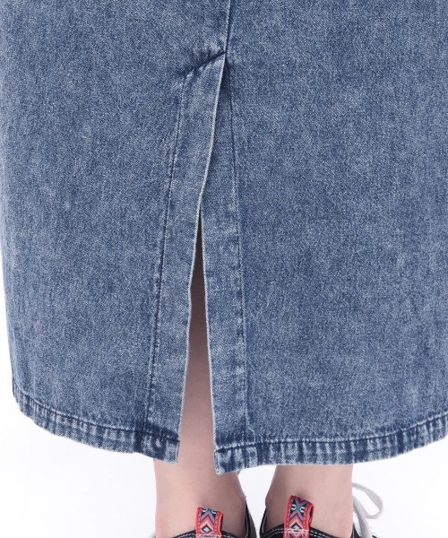 チチカカ（チチカカ）の「Orale! ケミカルデニムサロペットスカート（ジャンパースカート・レディース・ブラック/ブルー・FREE）」の16枚目の写真