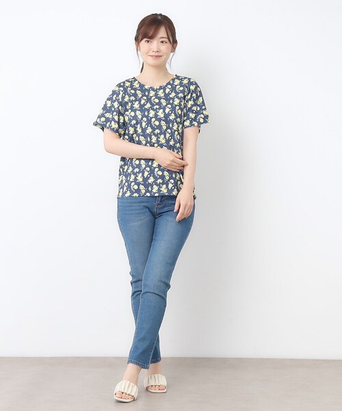 LAURA ASHLEY(ローラアシュレイ)の「【接触冷感/コットン100%】アルバティーン柄 Tシャツ(Tシャツ/カットソー・レディース・ネイビー系/ホワイト系3・38/40)」の13枚目の写真