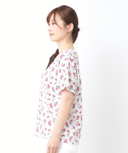 LAURA ASHLEY(ローラアシュレイ)の「【接触冷感/コットン100%】アルバティーン柄 Tシャツ(Tシャツ/カットソー・レディース・ネイビー系/ホワイト系3・38/40)」の9枚目の写真