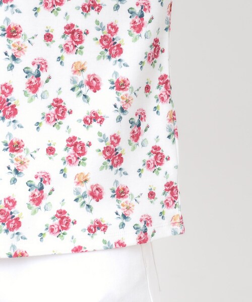 LAURA ASHLEY(ローラアシュレイ)の「【接触冷感/コットン100%】アルバティーン柄 Tシャツ(Tシャツ/カットソー・レディース・ネイビー系/ホワイト系3・38/40)」の5枚目の写真