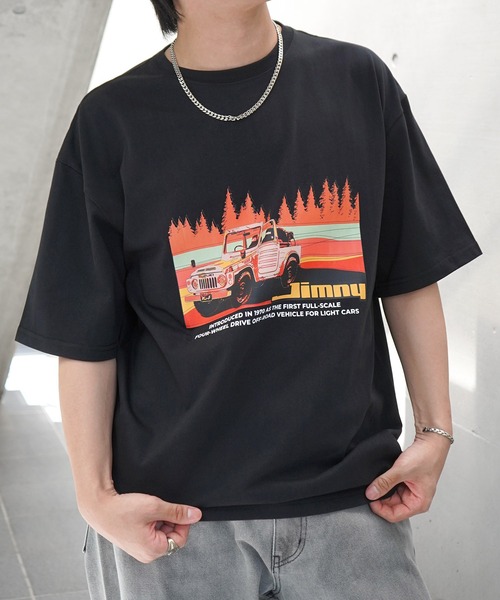 ILL'S(イルズ)の「JIMNY ビッグシルエット フロントプリント 半袖Tシャツ カットソー ユニセックス(Tシャツ/カットソー・メンズ・ブラック/ブルー系その他/ホワイト/ピンク系その他/イエロー系その他/ブラック系その他2/ホワイト系その他2/グレー系その他2/カーキ・L/M)」の1枚目の写真