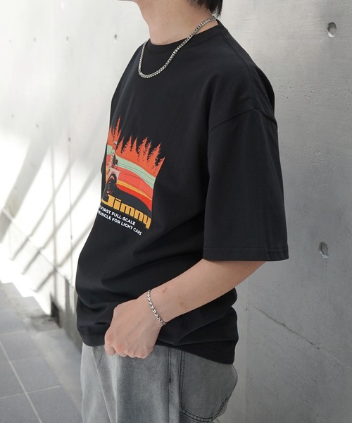 ILL'S(イルズ)の「JIMNY ビッグシルエット フロントプリント 半袖Tシャツ カットソー ユニセックス(Tシャツ/カットソー・メンズ・ブラック/ブルー系その他/ホワイト/ピンク系その他/イエロー系その他/ブラック系その他2/ホワイト系その他2/グレー系その他2/カーキ・L/M)」の22枚目の写真