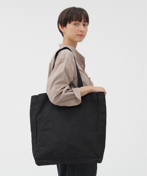 MHL.（エムエイチエル）の「WORN COTTON CANVAS（トートバッグ・レディース・ブラック/ブラウン系その他・FREE）」の13枚目の写真