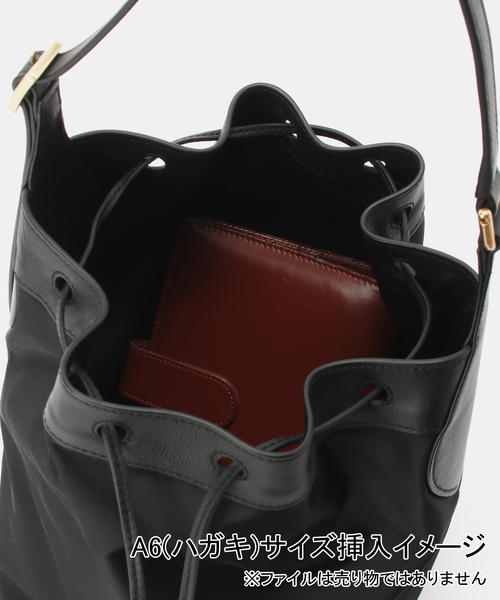 Spick & Span（スピックアンドスパン）の「ORSETTO / オルセット RITMO ナイロン巾着バッグ（ショルダーバッグ・レディース・ブラック・FREE）」の9枚目の写真