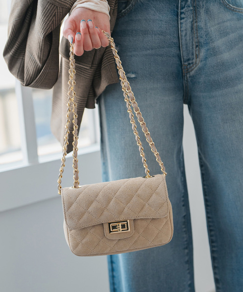 Spick & Span（スピックアンドスパン）の「AULENTTI/オウレンティ キルティングバッグ（ショルダーバッグ・レディース・ベージュ/チャコールグレー・FREE）」の18枚目の写真