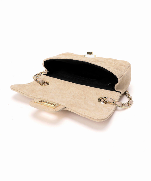 Spick & Span（スピックアンドスパン）の「AULENTTI/オウレンティ キルティングバッグ（ショルダーバッグ・レディース・ベージュ/チャコールグレー・FREE）」の12枚目の写真