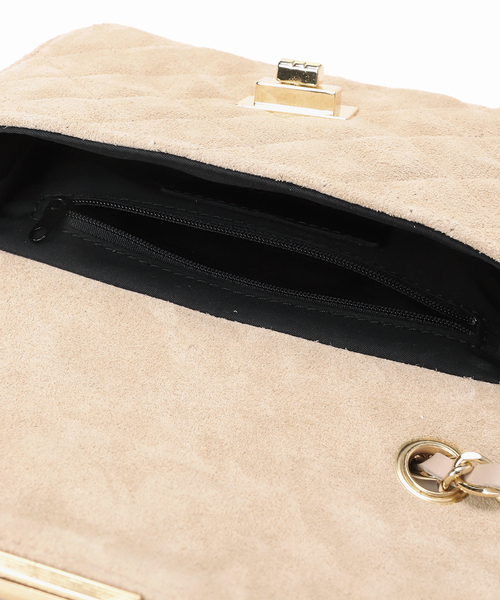 Spick & Span（スピックアンドスパン）の「AULENTTI/オウレンティ キルティングバッグ（ショルダーバッグ・レディース・ベージュ/チャコールグレー・FREE）」の11枚目の写真