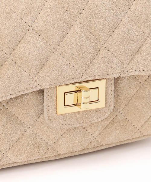 Spick & Span（スピックアンドスパン）の「AULENTTI/オウレンティ キルティングバッグ（ショルダーバッグ・レディース・ベージュ/チャコールグレー・FREE）」の9枚目の写真