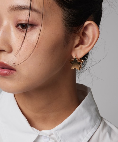 Narcissus（ナルシス）の「スターモチーフピアス　フープピアス（ピアス（両耳用）・レディース・ゴールド/シルバー・FREE）」の9枚目の写真