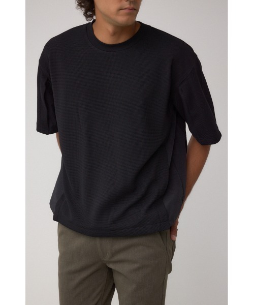 AZUL by moussy（アズールバイマウジー）の「布帛ドッキングトップス（Tシャツ/カットソー・メンズ・ブラック/ホワイト/ネイビー・MEDIUM/LARGE）」の2枚目の写真