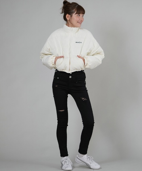 RVCA(ルーカ)の「RVCA/ルーカ MINI RVCA CROPPED PUF JKT ジャケット BF044-752(その他アウター・レディース・ミント/ブラック/ホワイト・M)」の6枚目の写真
