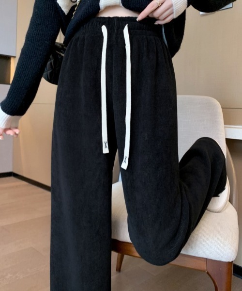cammie(キャミー)の「裏フリースリブストレートパンツ(その他パンツ・レディース・ダークグレー/オフホワイト/ブラック・LARGE/MEDIUM)」の9枚目の写真