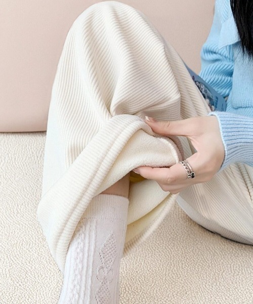 cammie(キャミー)の「裏フリースリブストレートパンツ(その他パンツ・レディース・ダークグレー/オフホワイト/ブラック・LARGE/MEDIUM)」の4枚目の写真