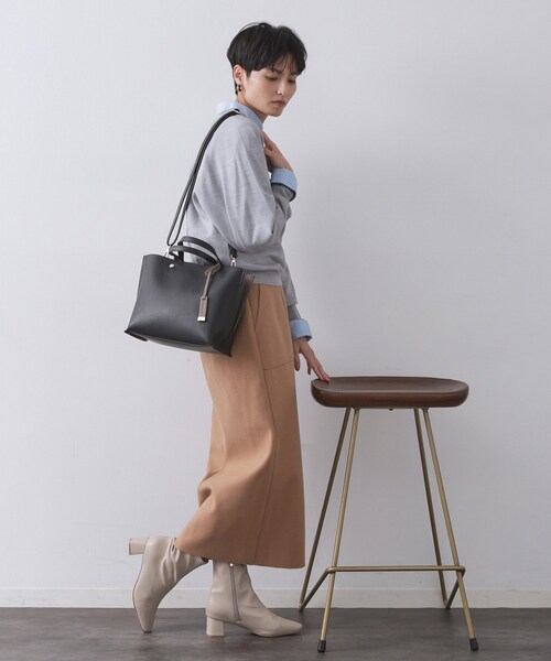 セール】【2WAY/名品】バイカラー3層ミドルトートバッグ（トートバッグ