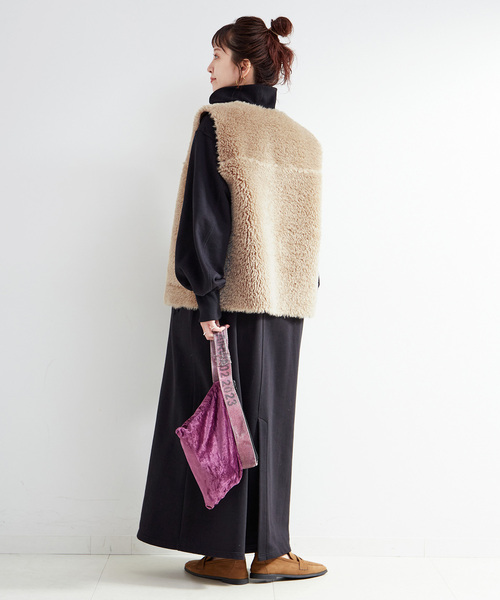 ベーセーストック　新作完売　ムートンライクリバーシブルベスト ムートンライクリバーシブルベスト（その他アウター）｜B.C STOCK