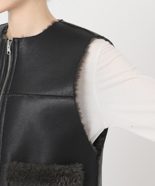 B.C STOCK（ベーセーストック）の「ムートンライクリバーシブルベスト（その他アウター・レディース・ブラウン/ブラック/アイボリー・FREE）」の12枚目の写真