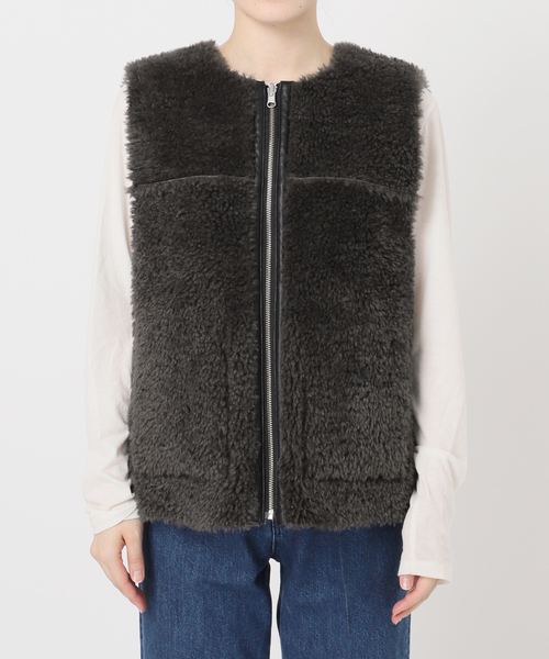 ベーセーストック　新作完売　ムートンライクリバーシブルベスト ムートンライクリバーシブルベスト（その他アウター）｜B.C STOCK
