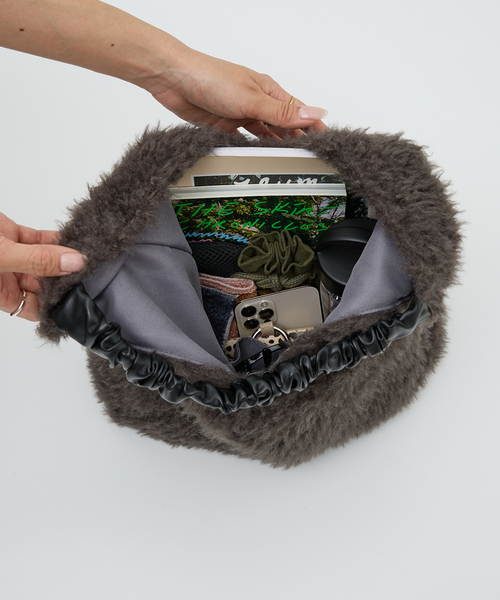 collex（コレックス）の「【WEB限定】ギャザーハンドルエコファートートバッグ（トートバッグ・レディース・アイボリー/グレー/チョコ・フリー）」の20枚目の写真