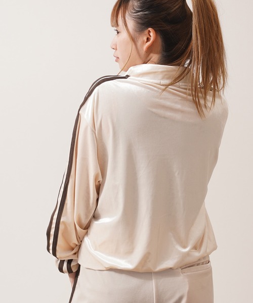 1111clothing(ワンフォークロージング)の「【セットアップ 対応】サイドライン ベロア トラックジャケット / Side Line Velour Track Jacket(ジャージ・メンズ・ブラック/ブラウン/アイボリー・M/L)」の10枚目の写真