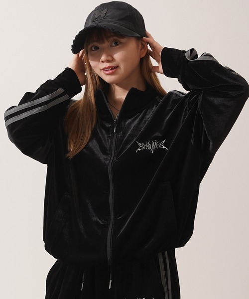 1111clothing(ワンフォークロージング)の「【セットアップ 対応】サイドライン ベロア トラックジャケット / Side Line Velour Track Jacket(ジャージ・メンズ・ブラック/ブラウン/アイボリー・M/L)」の17枚目の写真