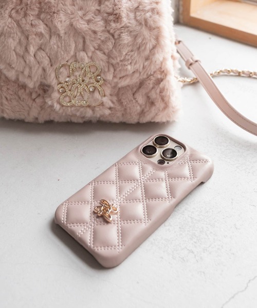 RANDA（ランダ）の「キルティングスマートフォンケース（スマホケース/カバー・レディース・ブラック/クリーム/ピンク/ライトグレー・iPhone 15/iPhone 14/iPhone 16/iPhone 13/iPhone 16 Pro/iPhone 15 Pro/iPhone 13 Pro/iPhone 14 Pro/iPhone 17/iPhone Air/iPhone 17 Pro）」の4枚目の写真