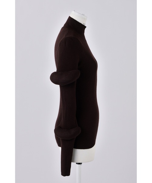 ENFOLD（エンフォルド）の「ハイネックプルオーバー（ニット/セーター・レディース・チャコールグレー/ブラウン/グリーン系その他2・38）」の6枚目の写真