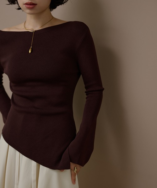 LAULEN(ローレン)の「asymmetry side gather lib knit /アシンメトリーサイドギャザーリブニットトップス(ニット/セーター・レディース・ブラック/ブラウン/アイボリー・FREE)」の5枚目の写真