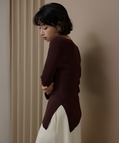 LAULEN(ローレン)の「asymmetry side gather lib knit /アシンメトリーサイドギャザーリブニットトップス(ニット/セーター・レディース・ブラック/ブラウン/アイボリー・FREE)」の6枚目の写真