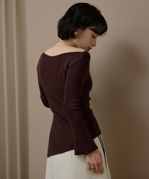 LAULEN(ローレン)の「asymmetry side gather lib knit /アシンメトリーサイドギャザーリブニットトップス(ニット/セーター・レディース・ブラック/ブラウン/アイボリー・FREE)」の7枚目の写真