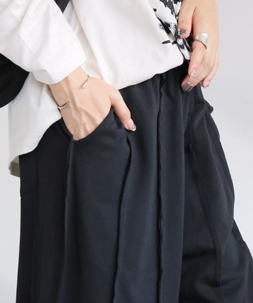 antiqua(アンティカ)の「裏毛ワイドパンツ(その他パンツ・レディース・ブラック/チャコールグレー/杢グレー・MEDIUM/LARGE)」の5枚目の写真