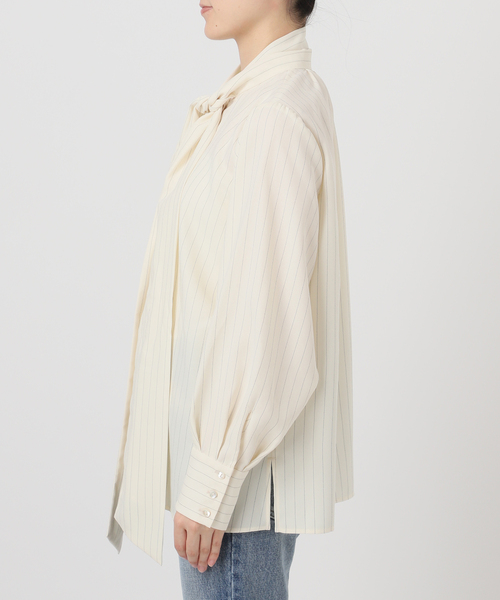 A PUPIL（アピューピル）の「【A PUPIL/ア ピューピル】BIG BT BL STRIPES：ブラウス（シャツ/ブラウス・レディース・ホワイト・MEDIUM）」の4枚目の写真