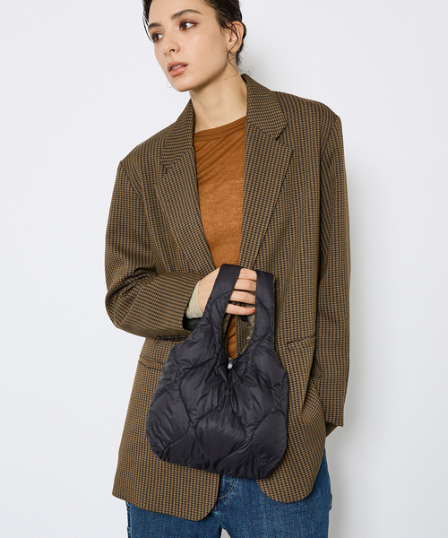 TAION(タイオン)の「【TAION / タイオン】ミリタリー エコ ダウンバッグS/コンパクト/サブバッグ/ユニセックス/【WEB限定】(トートバッグ・メンズ・ブラック/ダークネイビー/その他1/カーキ・フリー)」の2枚目の写真