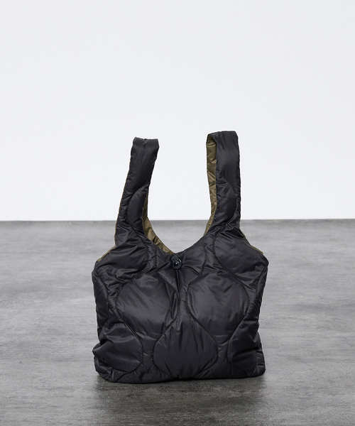 TAION(タイオン)の「【TAION / タイオン】ミリタリー エコ ダウンバッグS/コンパクト/サブバッグ/ユニセックス/【WEB限定】(トートバッグ・メンズ・ブラック/ダークネイビー/その他1/カーキ・フリー)」の11枚目の写真