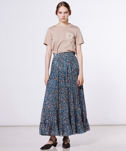 DOUBLE STANDARD CLOTHING（ダブルスタンダードクロージング）の「Dロゴ刺繍フライスTシャツ（Tシャツ/カットソー・レディース・オフホワイト/ベージュ/ブラウン・FREE）」の4枚目の写真