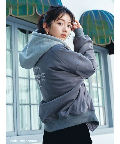 SNIDEL(スナイデル)の「【NUTMEG】コラボフード付きMA-1(ブルゾン・レディース・グレー/アイボリー/ブラック・0/1)」の4枚目の写真