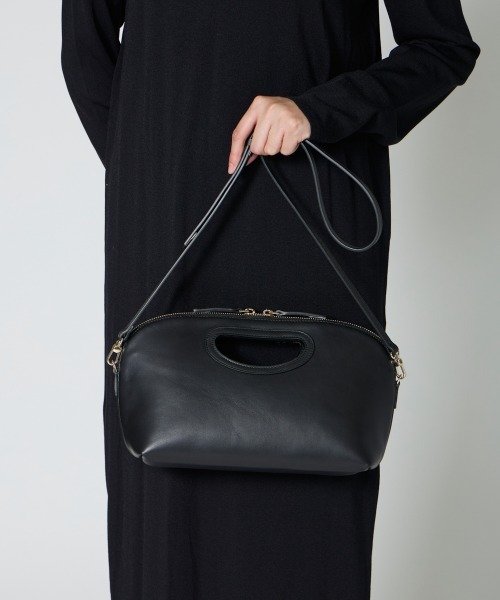 PELLICO（ペリーコ）の「ANELLI MINI バッグ BLACK（ショルダーバッグ 