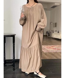 長袖ロングワンピース