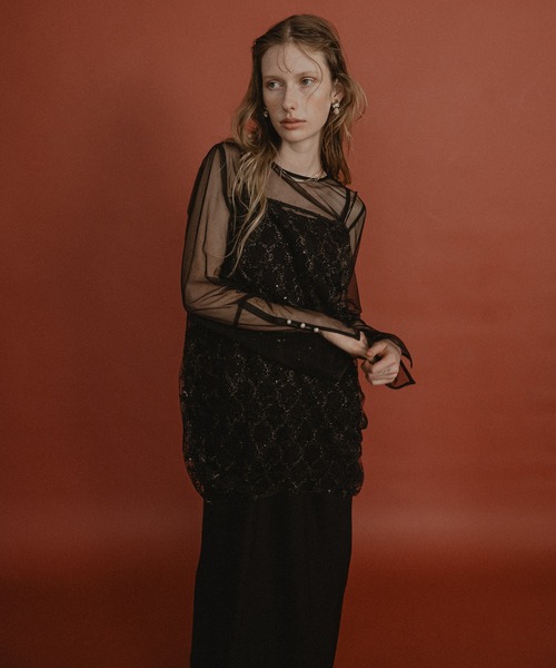 et.UNiVER（エトユニベール）の「Midnight sparkle dress set（ドレス・レディース・ブラック/チャコール/ピンクベージュ・LARGE/MEDIUM/SMALL）」の2枚目の写真