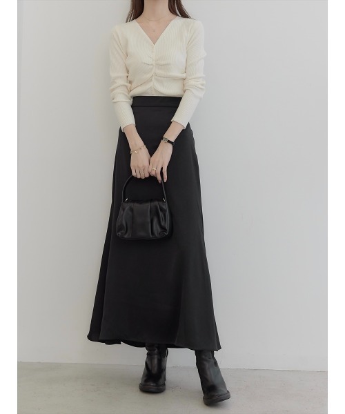 amel（エイメル）の「【RE ARRIVAL】マットサテンフレアスカート / ブラック（スカート・レディース・ブラック・FREE）」の4枚目の写真