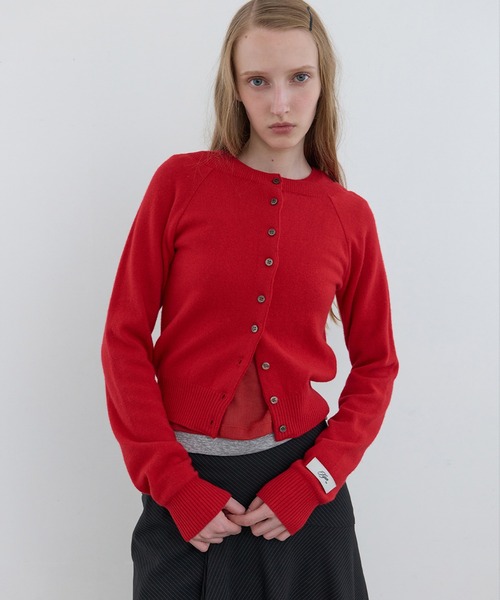 Kijun(キジュン)の「Kijun/キジュン Double Neck Knit Cardigan 重ね着風 ショート丈 ウールニットカーディガン(カーディガン/ボレロ・レディース・グレー/レッド・S/M)」の17枚目の写真
