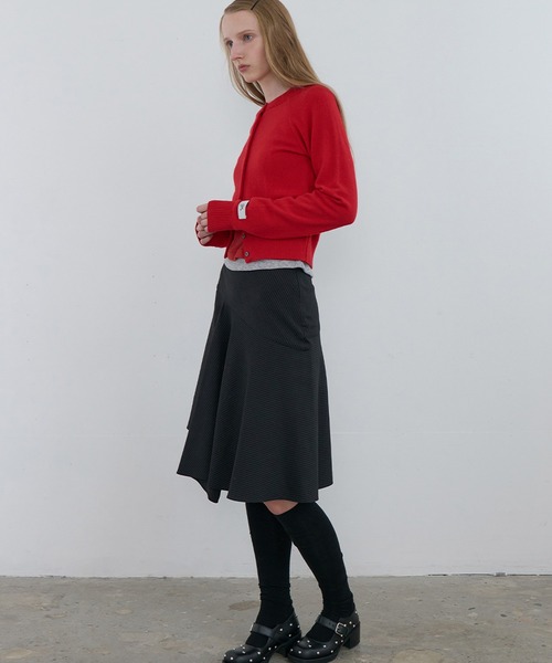 Kijun(キジュン)の「Kijun/キジュン Double Neck Knit Cardigan 重ね着風 ショート丈 ウールニットカーディガン(カーディガン/ボレロ・レディース・グレー/レッド・S/M)」の13枚目の写真