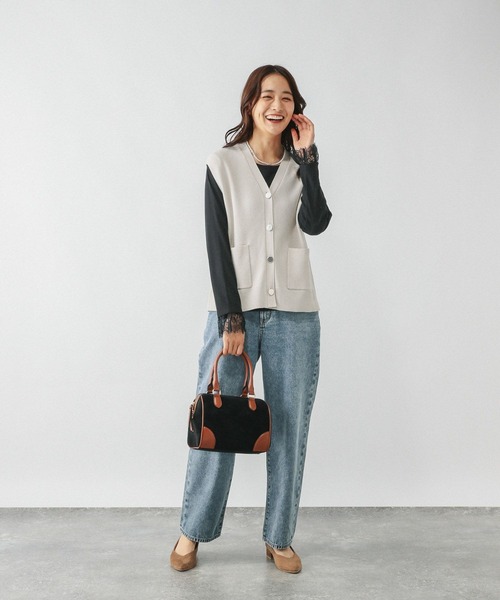 GLOBAL WORK（グローバルワーク）の「Beautee袖フレア長袖/580845（Tシャツ/カットソー・レディース・ホワイト系その他3/ブラック系その他/オフホワイト/ブラック・LARGE/MEDIUM/SMALL）」の13枚目の写真