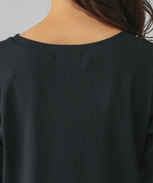 GLOBAL WORK（グローバルワーク）の「Beautee袖フレア長袖/580845（Tシャツ/カットソー・レディース・ホワイト系その他3/ブラック系その他/オフホワイト/ブラック・LARGE/MEDIUM/SMALL）」の20枚目の写真