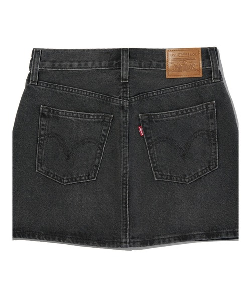 Levi's(リーバイス)の「Levi's/リーバイス ICON デニム スカート ブラック(デニムスカート・レディース・ブラック・25inch/24inch/23inch/28inch/27inch/26inch)」の8枚目の写真