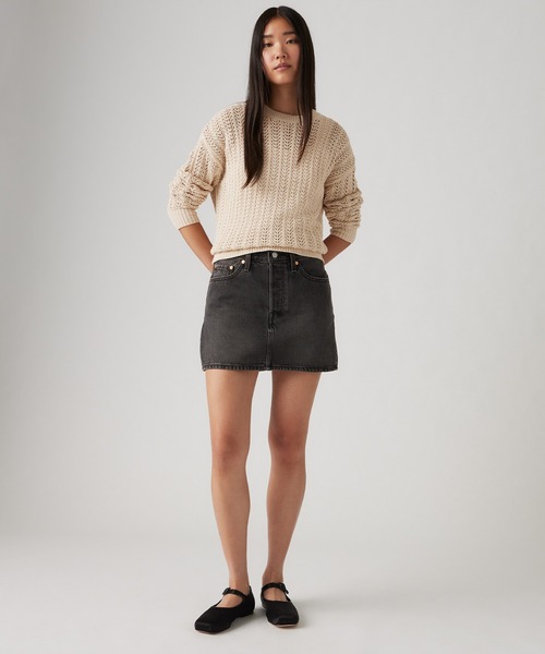 Levi's(リーバイス)の「Levi's/リーバイス ICON デニム スカート ブラック(デニムスカート・レディース・ブラック・25inch/24inch/23inch/28inch/27inch/26inch)」の2枚目の写真
