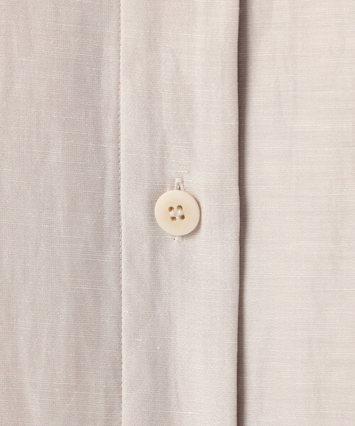 Gabardine K.T(ギャバジンケーティー)の「アセテートリネンタッサー クルーネックロングシャツジレ(ベスト・レディース・ブラック・7号)」の5枚目の写真