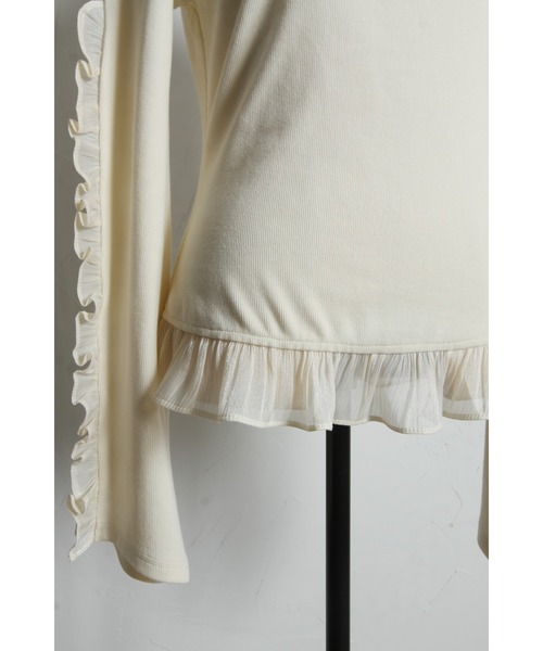 ARVELLIA(アルベリア)の「FRILL ACCENT 2-WAY TOPS(Tシャツ/カットソー・レディース・ブラック/アイボリー・M)」の10枚目の写真