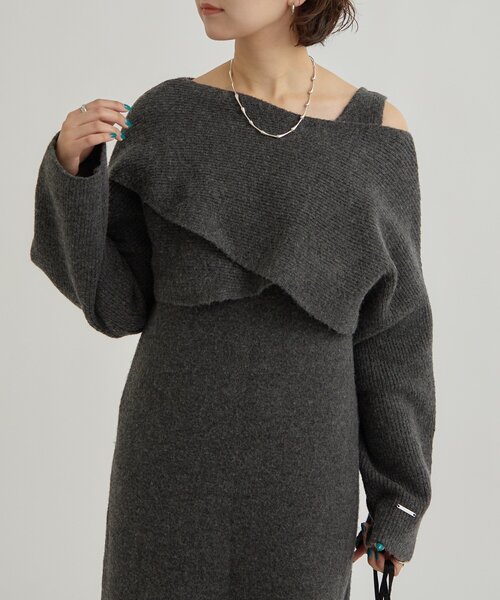 mystic（ミスティック）の「【SETアイテム！】クロスニット ワンピース（ワンピース・レディース・チャコールグレー/アイボリー・1/2）」の3枚目の写真