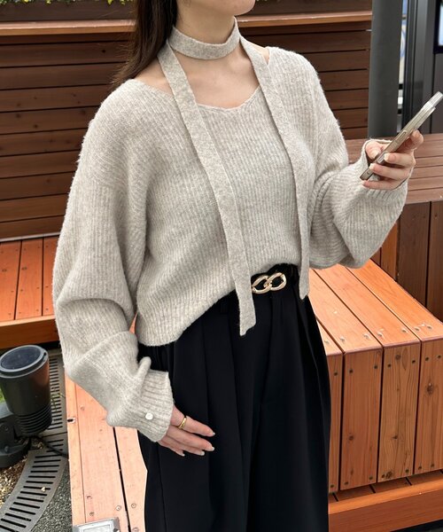 Thevon(ゼボン)の「チョーカー付きVネックニット(ニット/セーター・レディース・ブラック/ブラウン/ベージュ/ミント・FREE)」の3枚目の写真