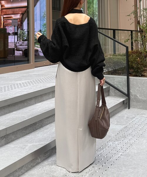 Thevon(ゼボン)の「チョーカー付きVネックニット(ニット/セーター・レディース・ブラック/ブラウン/ベージュ/ミント・FREE)」の11枚目の写真